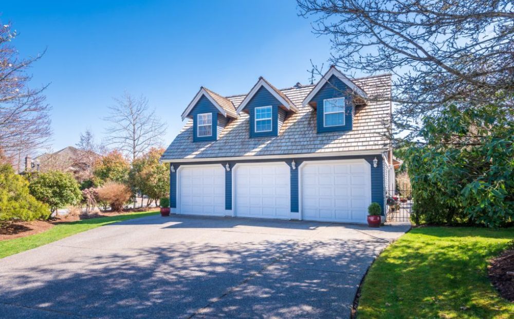 Garage Floor Coating Options: Matte, Glossy, or Textured - Which is Right for You?